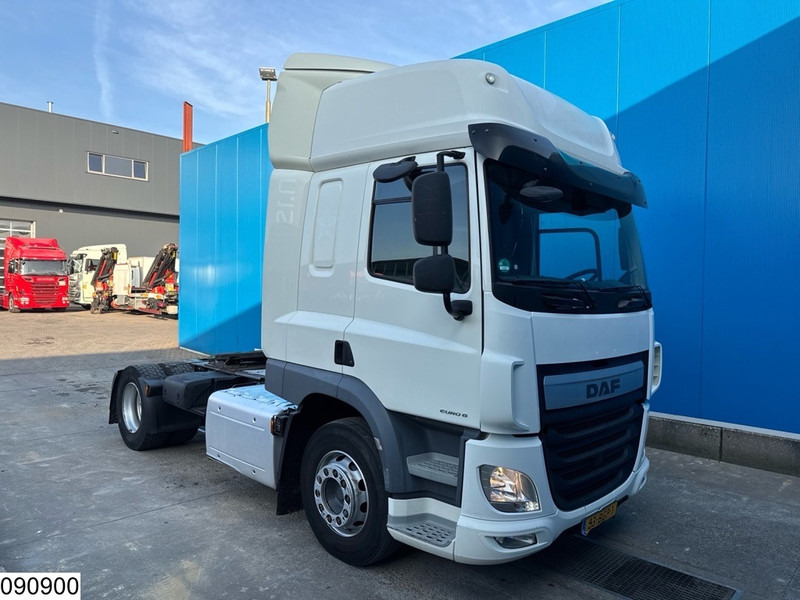 DAF CF 400 EURO 6, ACC - Tractor unit: picture 2 DAF CF 400 EURO 6, ACC - Tractor unit: picture 2