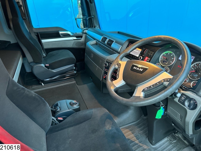 MAN TGX 24 440 6x2, EURO 6, RHD, ADR, Hydraulic - Tractor unit: picture 5 MAN TGX 24 440 6x2, EURO 6, RHD, ADR, Hydraulic - Tractor unit: picture 5
