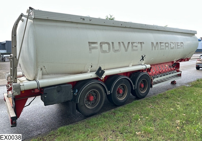 Trailor Fuel 40196 Liter, 9 Compartimenten - Tank semi-trailer: picture 2 Trailor Fuel 40196 Liter, 9 Compartimenten - Tank semi-trailer: picture 2
