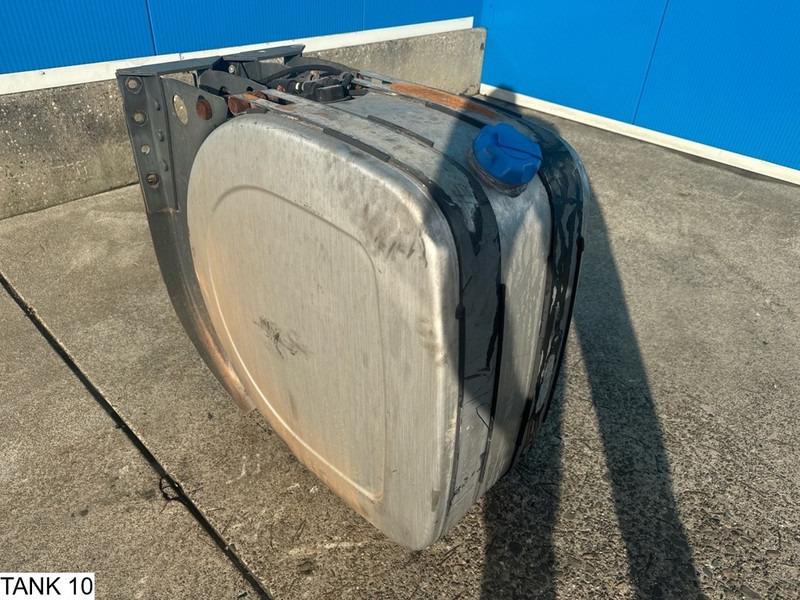 Universeel AdBlue Tank - Fuel tank: picture 3 Universeel AdBlue Tank - Fuel tank: picture 3