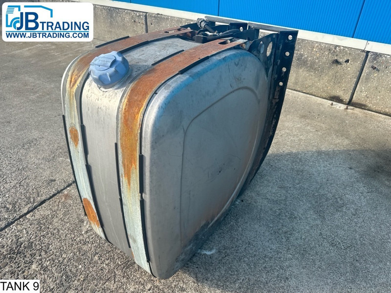 Universeel AdBlue Tank - Fuel tank: picture 1 Universeel AdBlue Tank - Fuel tank: picture 1