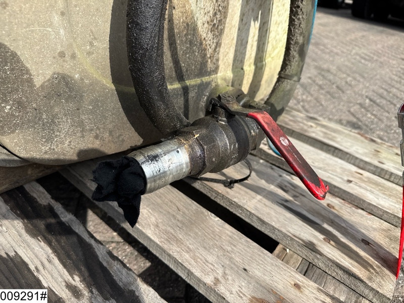 Leasing of Universeel Pump, tank and hydraulic hoses Universeel Pump, tank and hydraulic hoses: picture 8