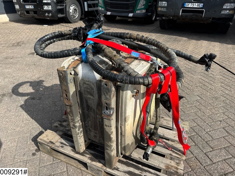 Leasing of Universeel Pump, tank and hydraulic hoses Universeel Pump, tank and hydraulic hoses: picture 7
