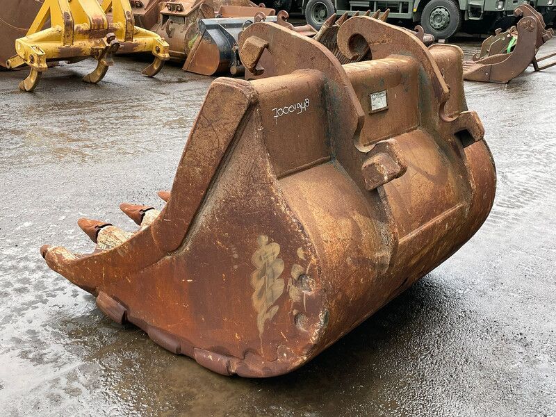 Verachtert Bucket with teeth - Bucket for Excavator: picture 3 Verachtert Bucket with teeth - Bucket for Excavator: picture 3