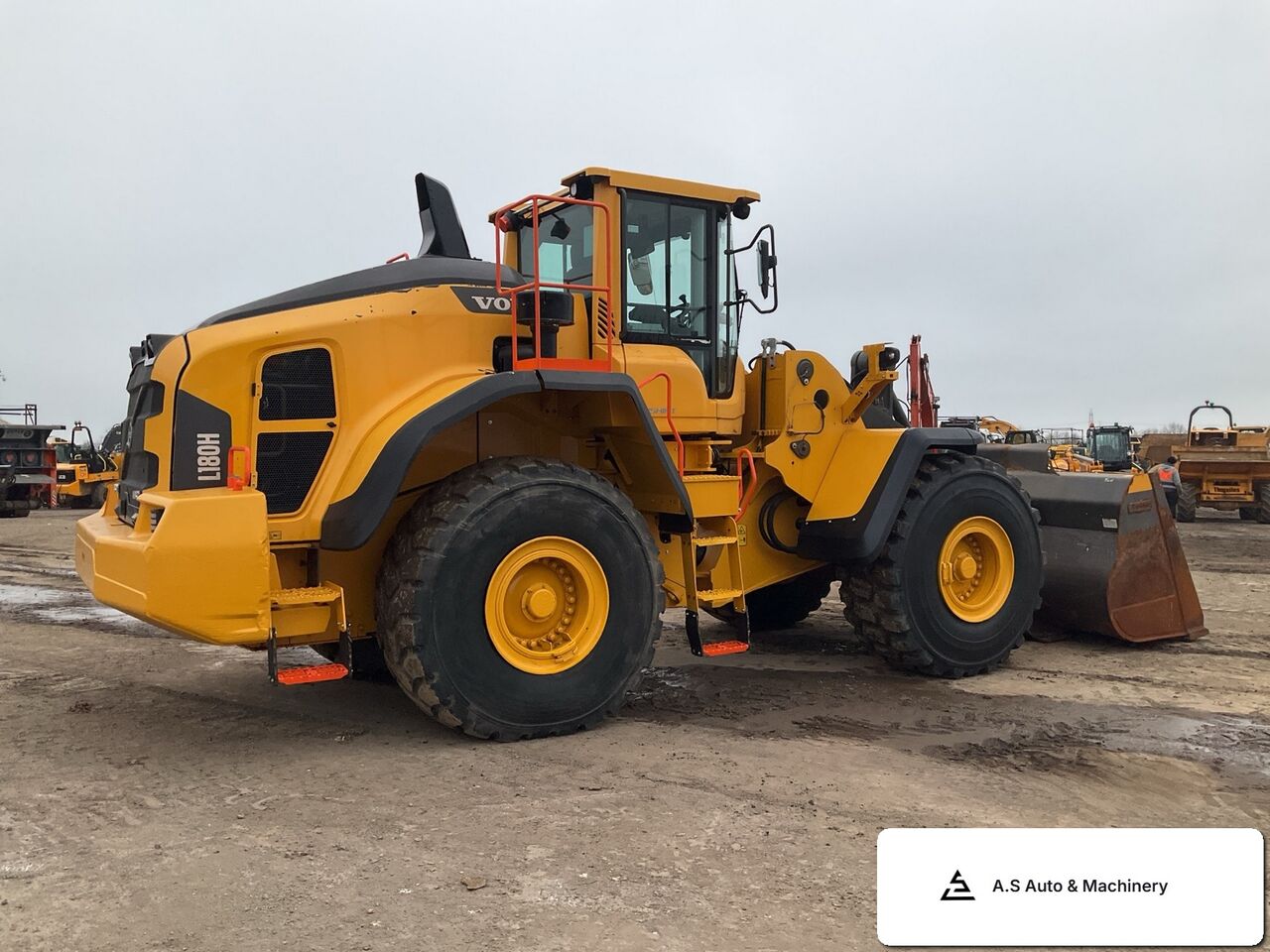 Volvo L180H - Wheel loader: picture 4 Volvo L180H - Wheel loader: picture 4