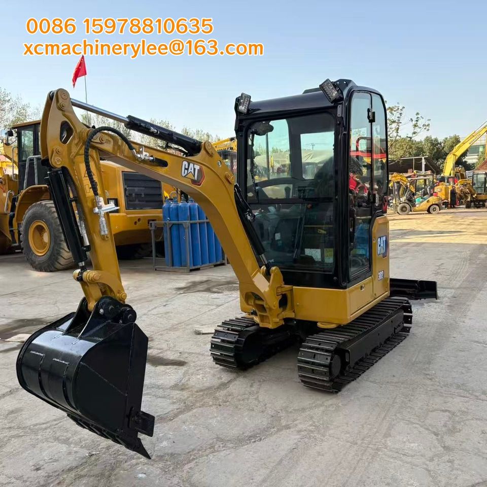 Mini excavator CATERPILLAR 302: picture 6 Mini excavator CATERPILLAR 302: picture 6
