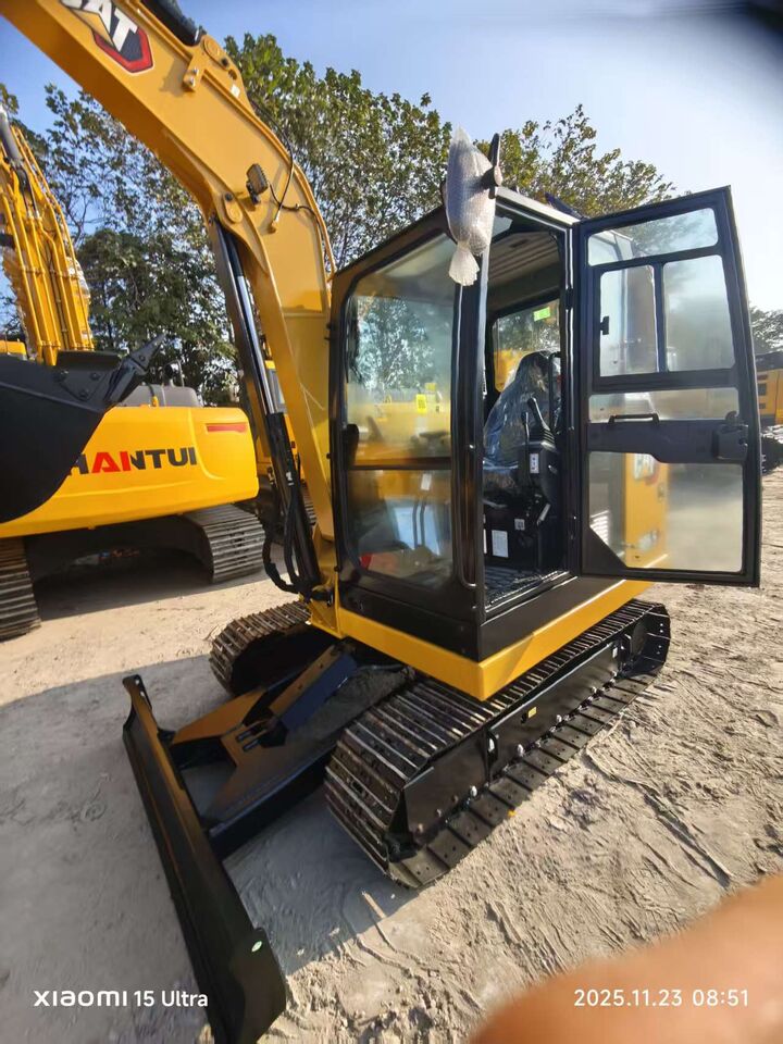 CATERPILLAR 305.5 - Mini excavator: picture 5 CATERPILLAR 305.5 - Mini excavator: picture 5