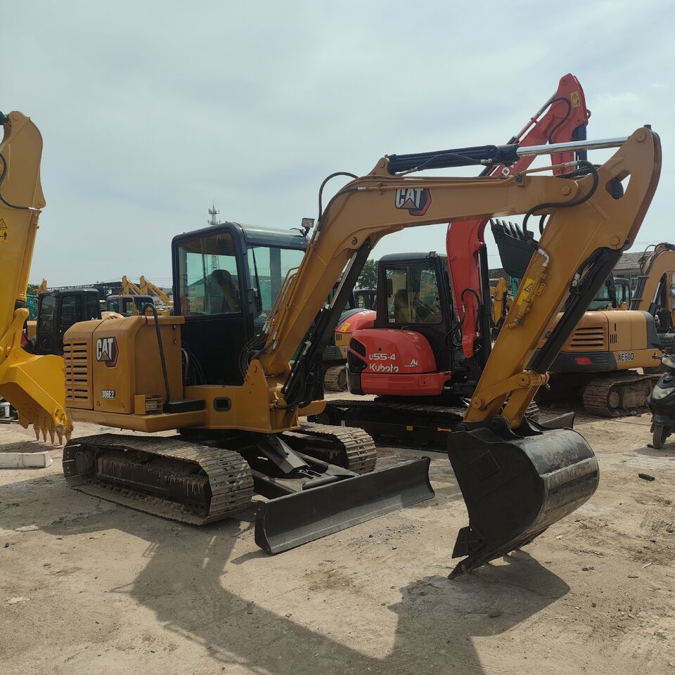 CATERPILLAR 306E2 - Mini excavator: picture 4 CATERPILLAR 306E2 - Mini excavator: picture 4
