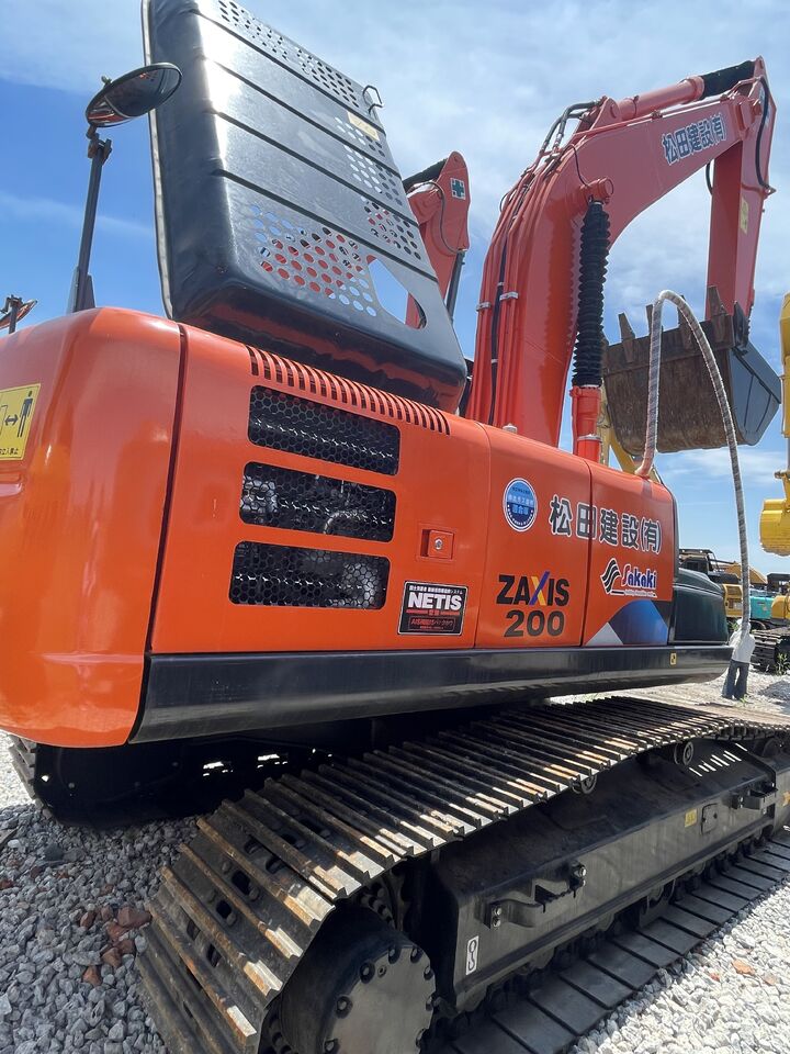 HITACHI ZX200 - Crawler excavator: picture 2 HITACHI ZX200 - Crawler excavator: picture 2