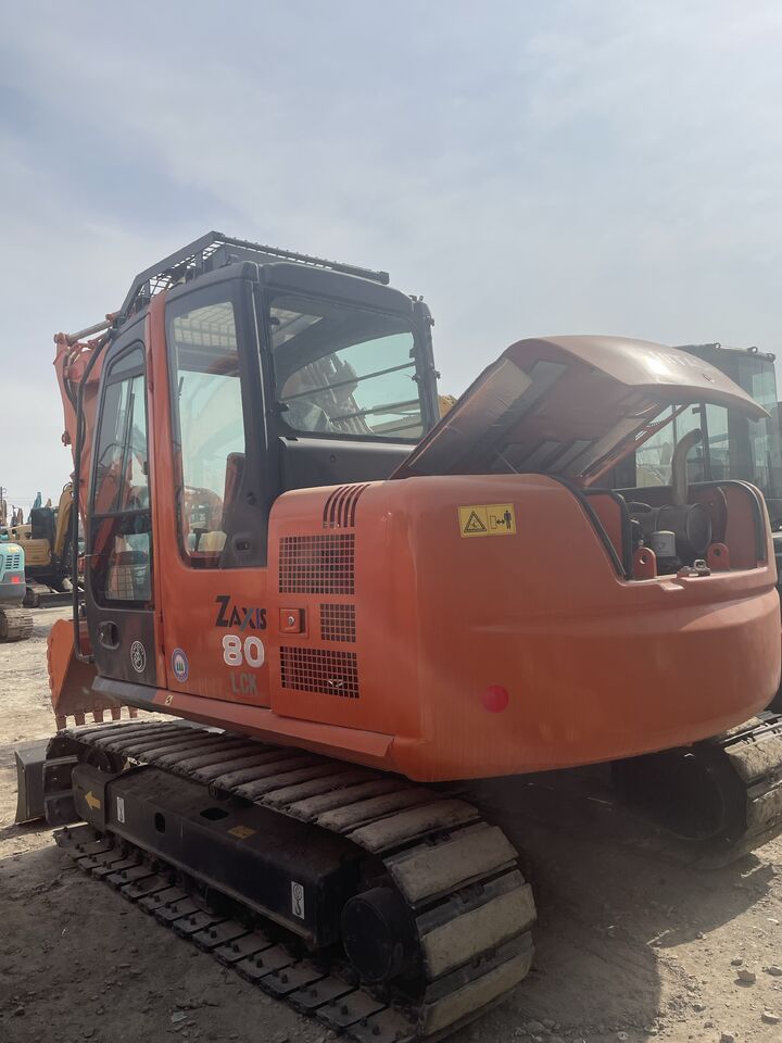 HITACHI ZX80 - Crawler excavator: picture 3 HITACHI ZX80 - Crawler excavator: picture 3