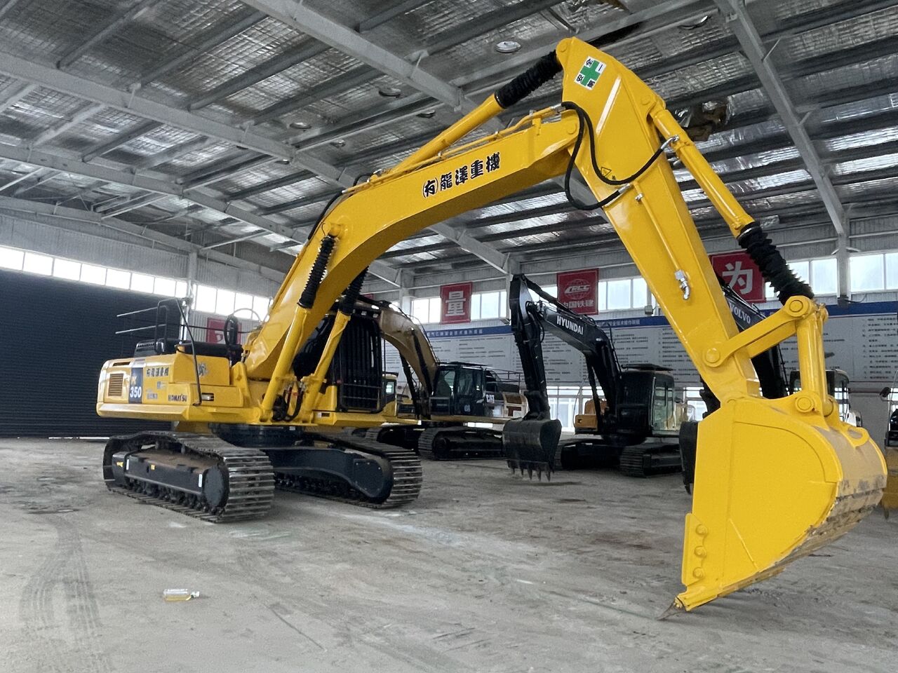 KOMATSU PC350-7 - Crawler excavator: picture 2 KOMATSU PC350-7 - Crawler excavator: picture 2