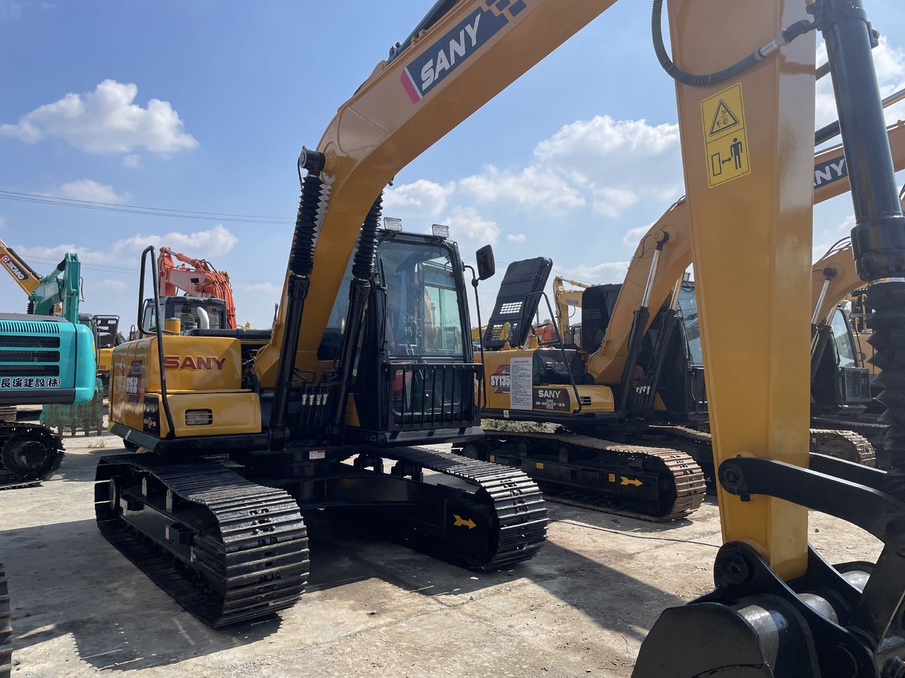 SANY 155C - Crawler excavator: picture 3 SANY 155C - Crawler excavator: picture 3