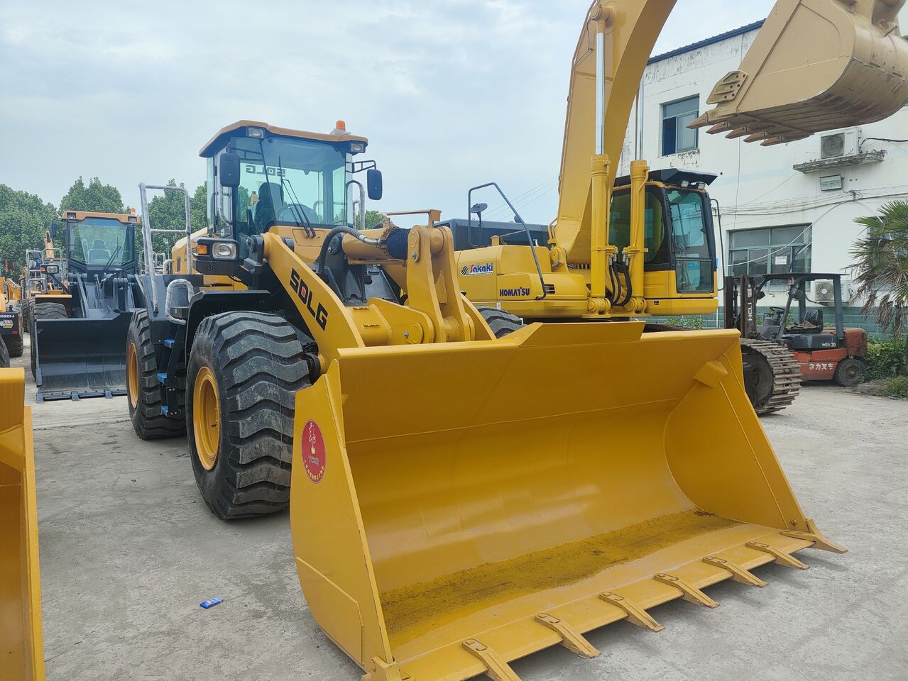 SDLG L958F - Wheel loader: picture 4 SDLG L958F - Wheel loader: picture 4