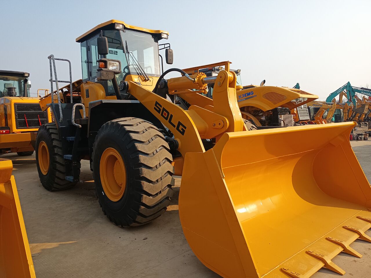 SDLG LG956L - Wheel loader: picture 2 SDLG LG956L - Wheel loader: picture 2