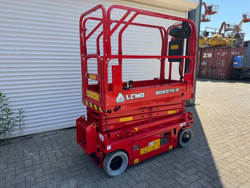 LGMG S 0607 E-2 - Scissor lift: picture 2 LGMG S 0607 E-2 - Scissor lift: picture 2