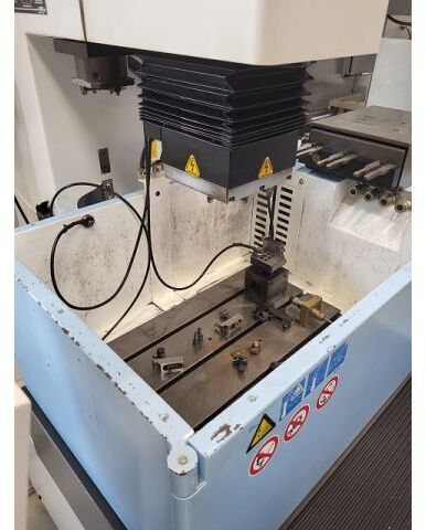 AGIE AGIETRON COMPACT 1 - Metalworking machinery: picture 2 AGIE AGIETRON COMPACT 1 - Metalworking machinery: picture 2