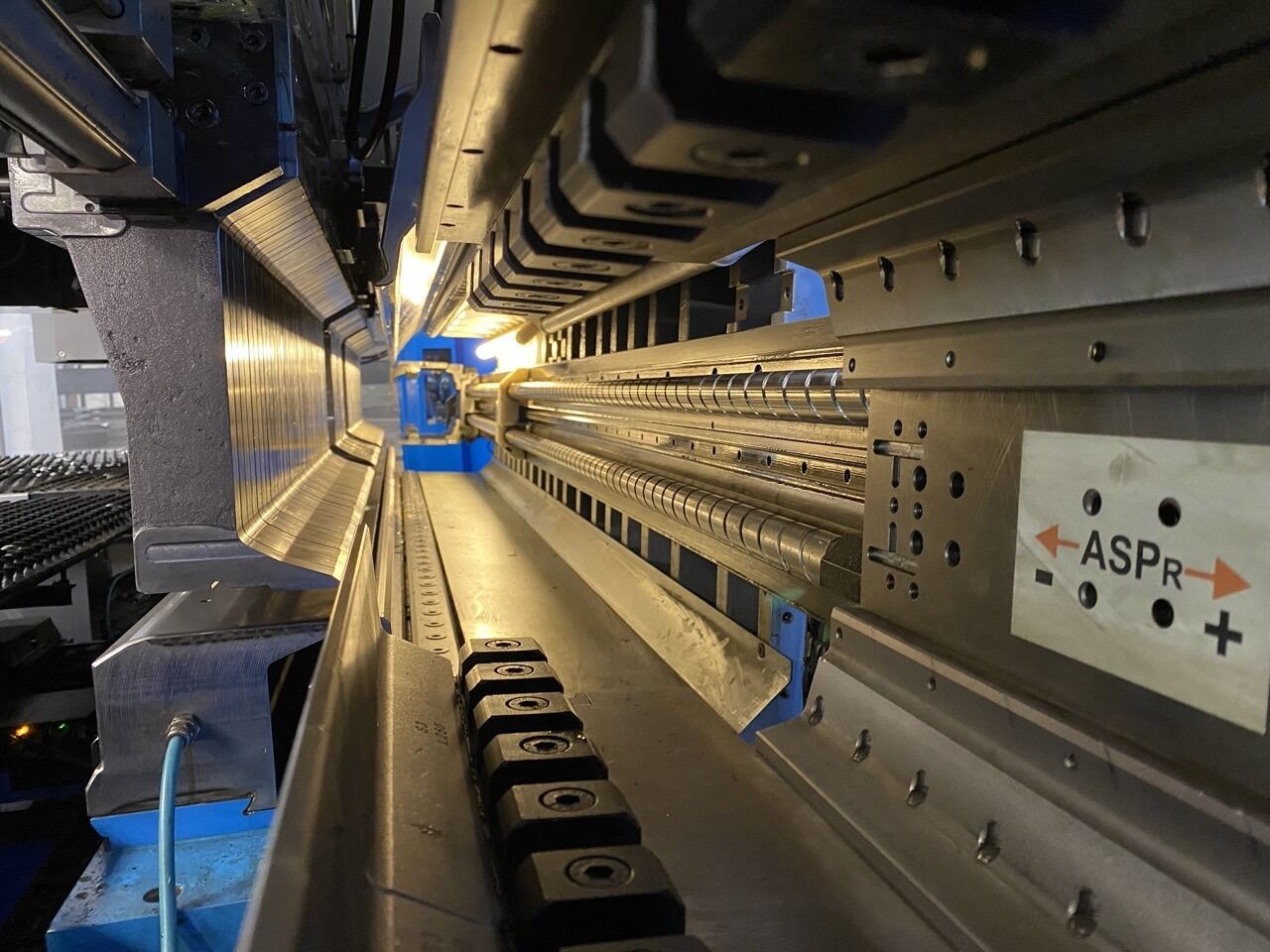 Prima-Power BCe SMART 2220 Panel Bender / #243 - Sheet metal folding machine: picture 5 Prima-Power BCe SMART 2220 Panel Bender / #243 - Sheet metal folding machine: picture 5