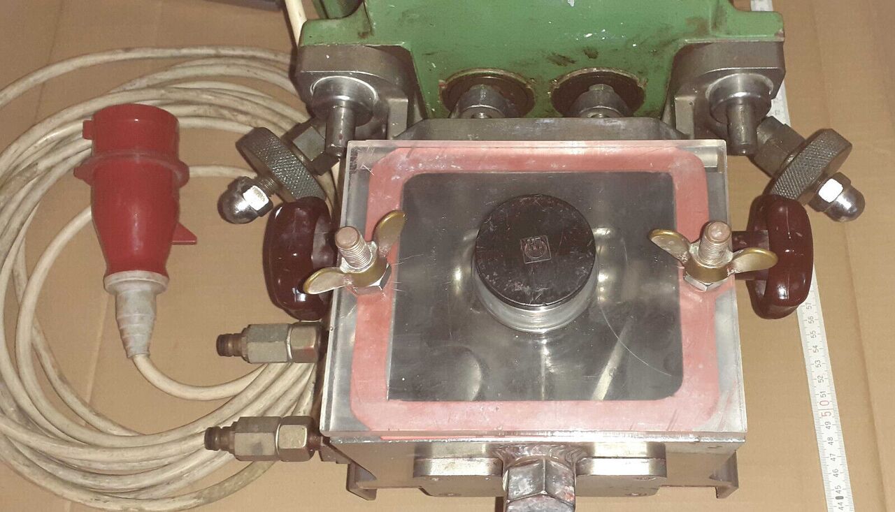 W&P – Werner & Pfleiderer WP Laborkneter LUK 075 - Laboratory equipment: picture 4 W&P – Werner & Pfleiderer WP Laborkneter LUK 075 - Laboratory equipment: picture 4