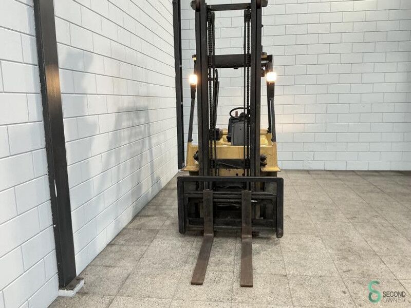 Caterpillar DP 25 - Diesel forklift: picture 4 Caterpillar DP 25 - Diesel forklift: picture 4