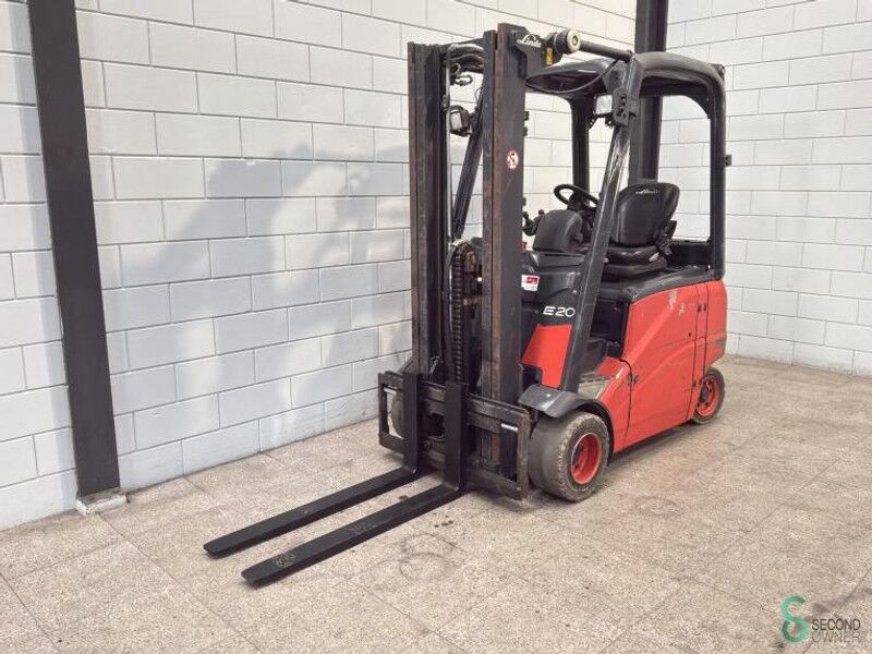 Linde E20PHL-01 - Electric forklift: picture 3 Linde E20PHL-01 - Electric forklift: picture 3