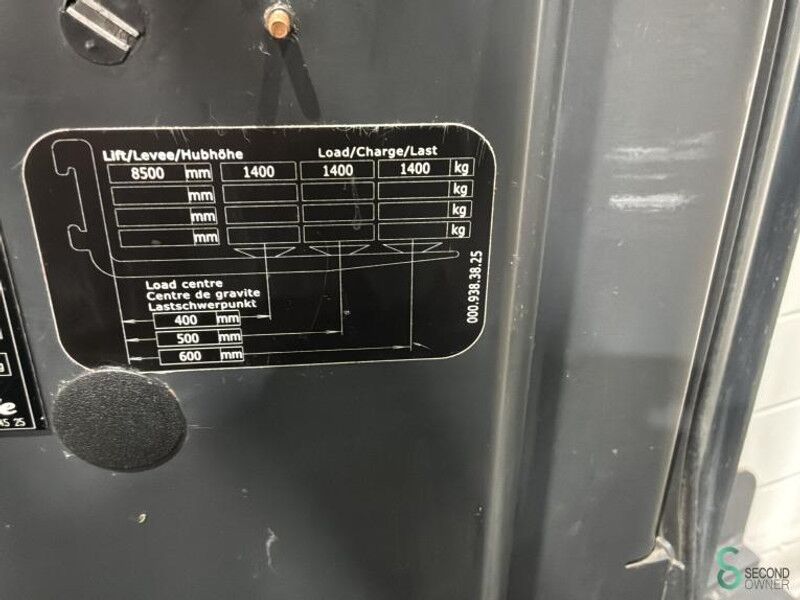 Linde R14X-03 - Reach truck: picture 2 Linde R14X-03 - Reach truck: picture 2