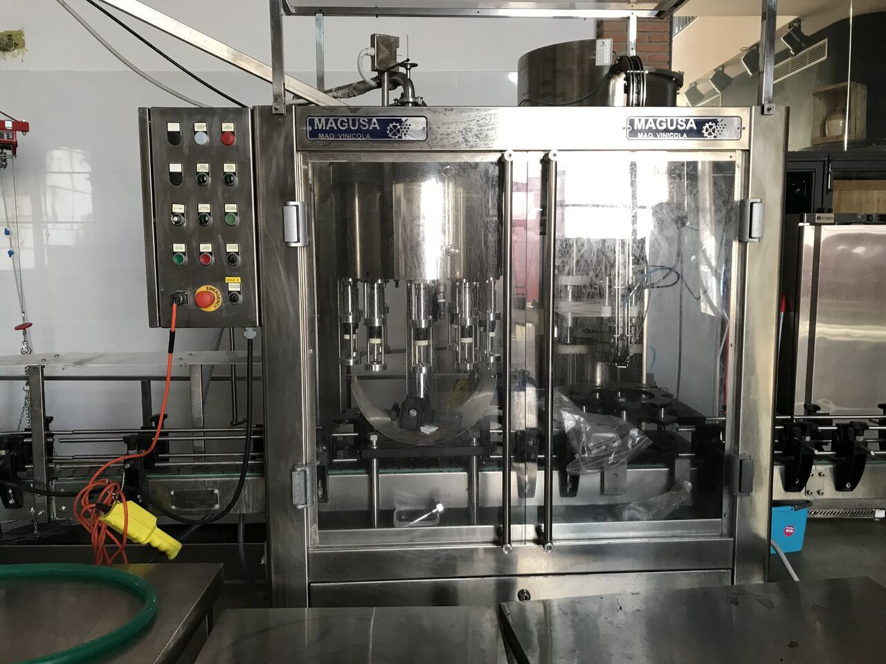 Borelli KA010HDC Atmosphärischer Füller (2016) - Liquid filling machine: picture 3 Borelli KA010HDC Atmosphärischer Füller (2016) - Liquid filling machine: picture 3