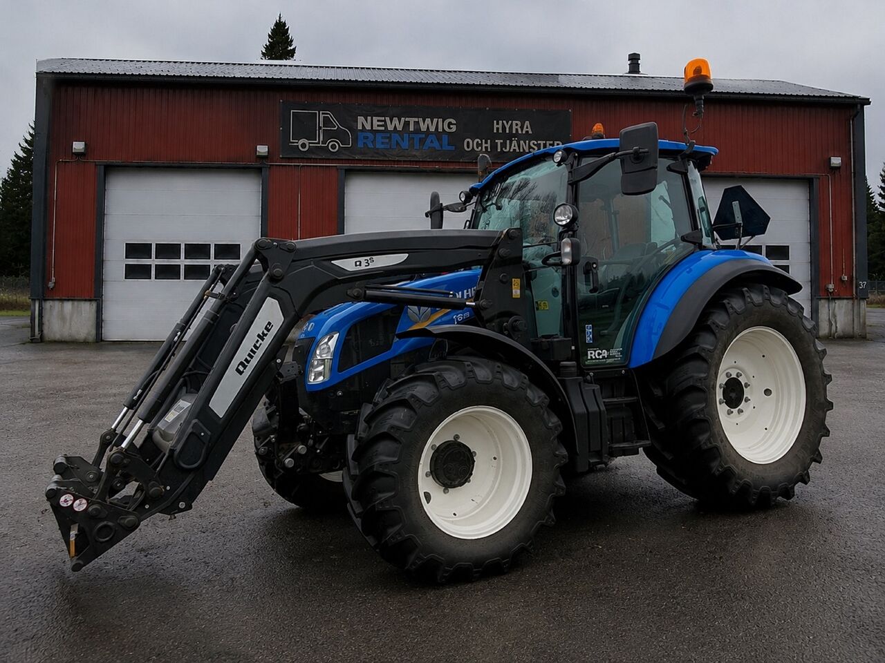 NEW HOLLAND T5.85 T 5.85 Powershift , Low Hours, Front Loader - Farm tractor: picture 3 NEW HOLLAND T5.85 T 5.85 Powershift , Low Hours, Front Loader - Farm tractor: picture 3