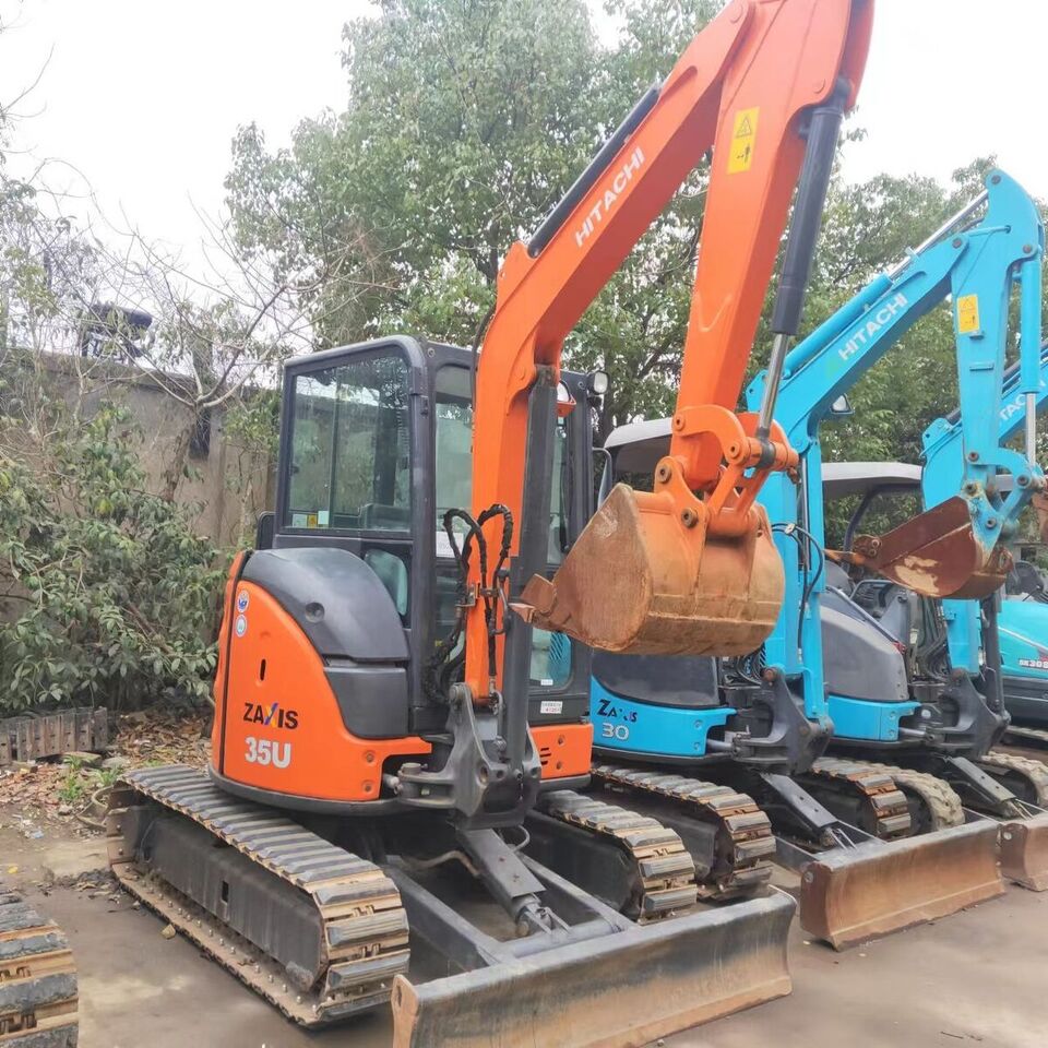 Hitachi ZX35U - Mini excavator: picture 1 Hitachi ZX35U - Mini excavator: picture 1