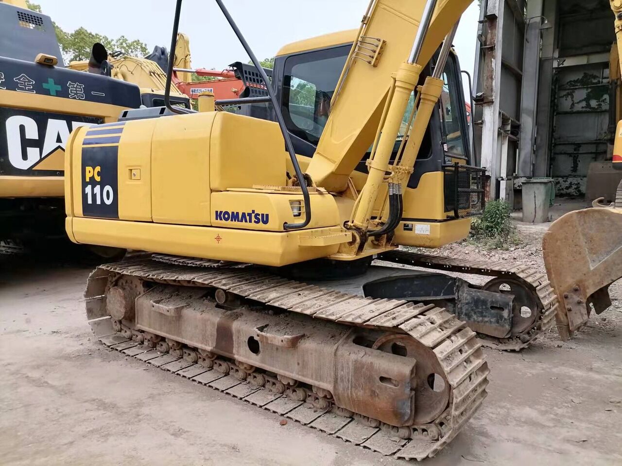 Komatsu PC110-7 - Crawler excavator: picture 2 Komatsu PC110-7 - Crawler excavator: picture 2