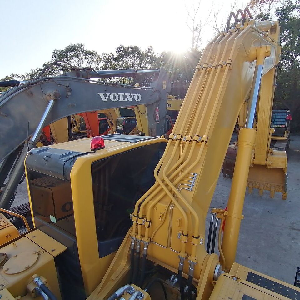 Komatsu PC450-8 - Crawler excavator: picture 5 Komatsu PC450-8 - Crawler excavator: picture 5
