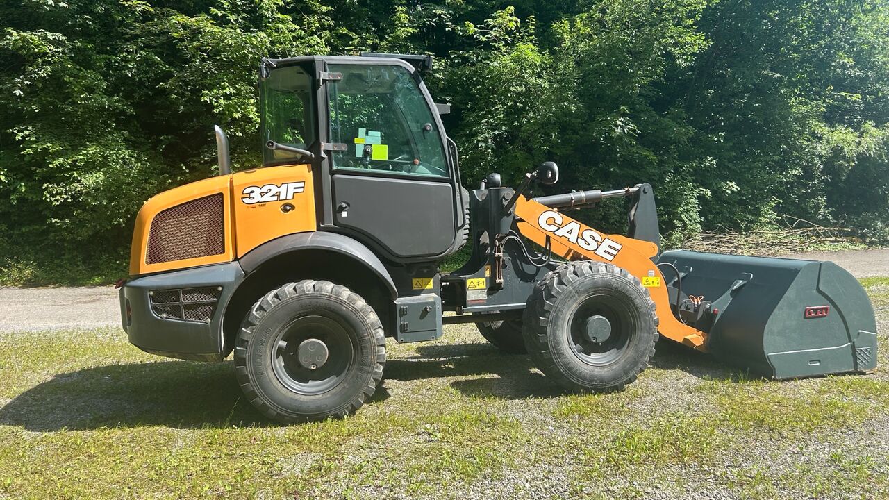 CASE 321F - Wheel loader: picture 5 CASE 321F - Wheel loader: picture 5