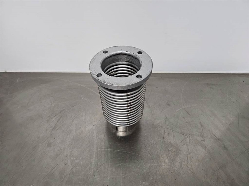 Ahlmann AZ150-4101165G-Exhaust/Auspuff/Uitlaat - Engine for Construction machinery: picture 2 Ahlmann AZ150-4101165G-Exhaust/Auspuff/Uitlaat - Engine for Construction machinery: picture 2