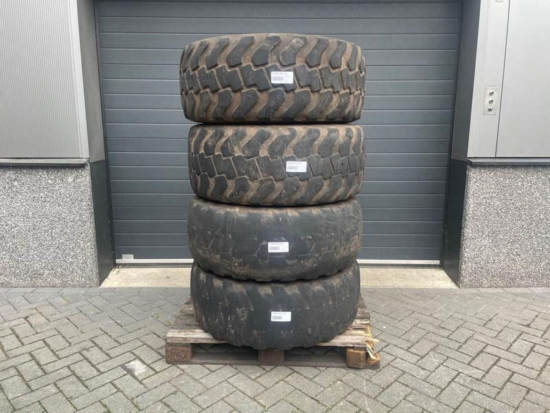 Ahlmann AZ6-Alliance 405/70R20 (16/70R20)-Tire/Reifen/Band - Wheels and tires for Construction machinery: picture 1 Ahlmann AZ6-Alliance 405/70R20 (16/70R20)-Tire/Reifen/Band - Wheels and tires for Construction machinery: picture 1