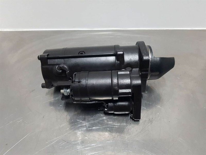 Deutz 12V 9T 4,0KW - Starter/Anlasser/Startmotor - Engine for Construction machinery: picture 2 Deutz 12V 9T 4,0KW - Starter/Anlasser/Startmotor - Engine for Construction machinery: picture 2