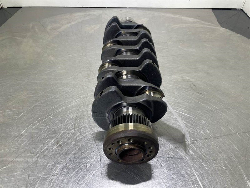 Deutz BF4M1013E-04201319-Crankshaft/Kurbelwelle/Krukas - Engine for Construction machinery: picture 3 Deutz BF4M1013E-04201319-Crankshaft/Kurbelwelle/Krukas - Engine for Construction machinery: picture 3