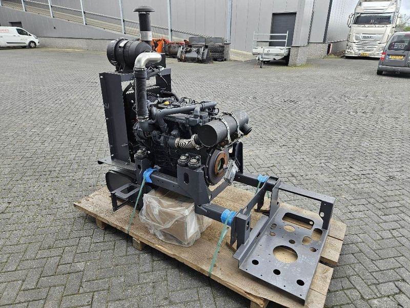 Deutz TD3.6L4 - Engine/Motor - Engine for Construction machinery: picture 4 Deutz TD3.6L4 - Engine/Motor - Engine for Construction machinery: picture 4