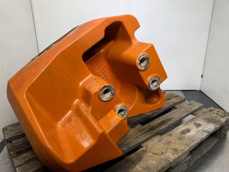 Hitachi ZW310TPD-6-Counterweight/Heckgewicht/Contragewicht - Frame/ Chassis for Construction machinery: picture 4 Hitachi ZW310TPD-6-Counterweight/Heckgewicht/Contragewicht - Frame/ Chassis for Construction machinery: picture 4