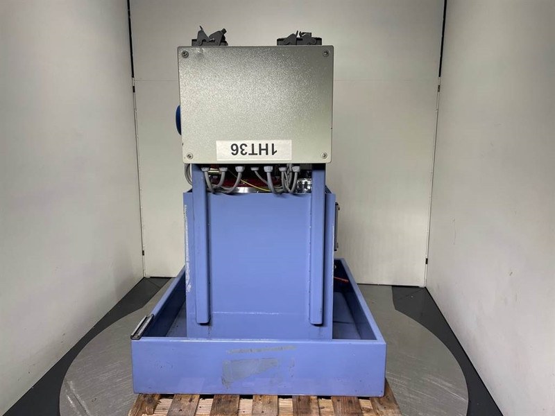 Hydac 3kW-Compact-/steering unit/Aggregate - Hydraulics for Construction machinery: picture 3 Hydac 3kW-Compact-/steering unit/Aggregate - Hydraulics for Construction machinery: picture 3