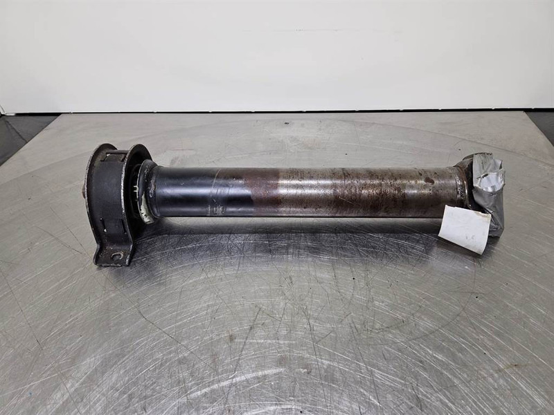 JCB 416 HT-Spicer Dana-Propshaft/Gelenkwelle/Cardanas - Axle and parts for Construction machinery: picture 1 JCB 416 HT-Spicer Dana-Propshaft/Gelenkwelle/Cardanas - Axle and parts for Construction machinery: picture 1