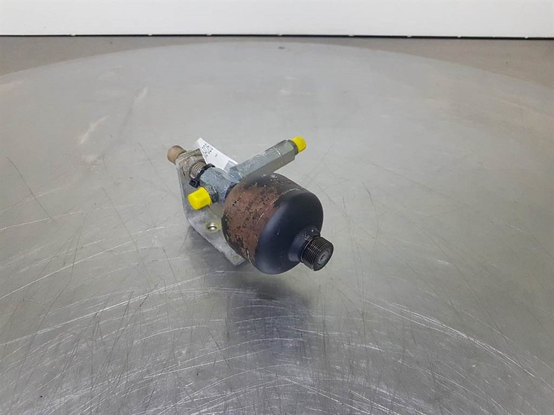 JCB 426E AGRI HT-Hydac SBO100-0,24E1/663U-Accumulator - Hydraulics for Construction machinery: picture 2 JCB 426E AGRI HT-Hydac SBO100-0,24E1/663U-Accumulator - Hydraulics for Construction machinery: picture 2