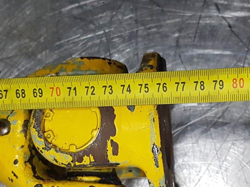 Kramer 312 - Propshaft/Gelenkwelle/Cardanas - Axle and parts for Construction machinery: picture 4 Kramer 312 - Propshaft/Gelenkwelle/Cardanas - Axle and parts for Construction machinery: picture 4
