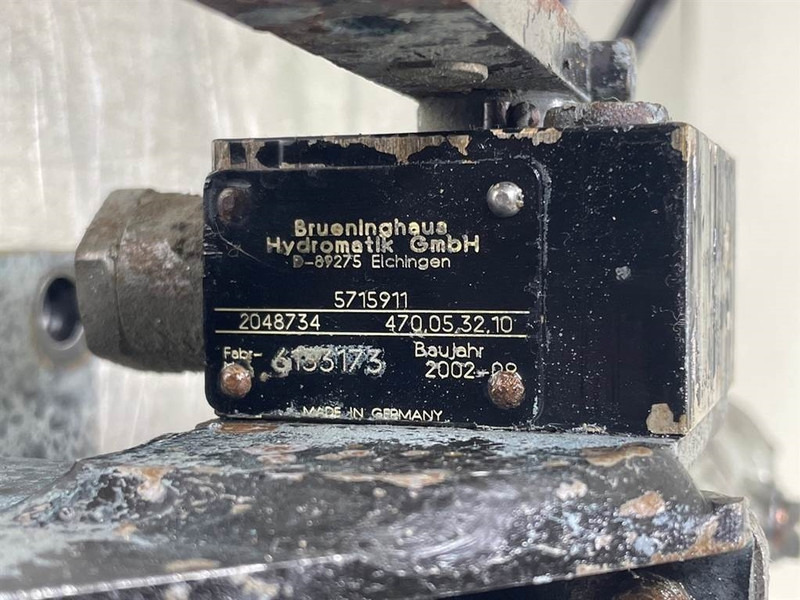 Liebherr L514-7621940-Brake cylinder/Bremszylinder - Brake parts for Construction machinery: picture 5 Liebherr L514-7621940-Brake cylinder/Bremszylinder - Brake parts for Construction machinery: picture 5