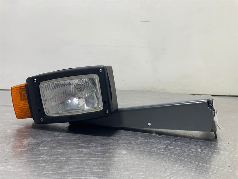 Liebherr L514 Speeder-6905527-Light/Leuchte/Verlichting - Electrical system for Construction machinery: picture 1 Liebherr L514 Speeder-6905527-Light/Leuchte/Verlichting - Electrical system for Construction machinery: picture 1