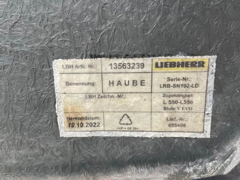 Leasing of Liebherr L550/L556-13563239-Engine hood/Motorhaube/Motorkap Liebherr L550/L556-13563239-Engine hood/Motorhaube/Motorkap: picture 7
