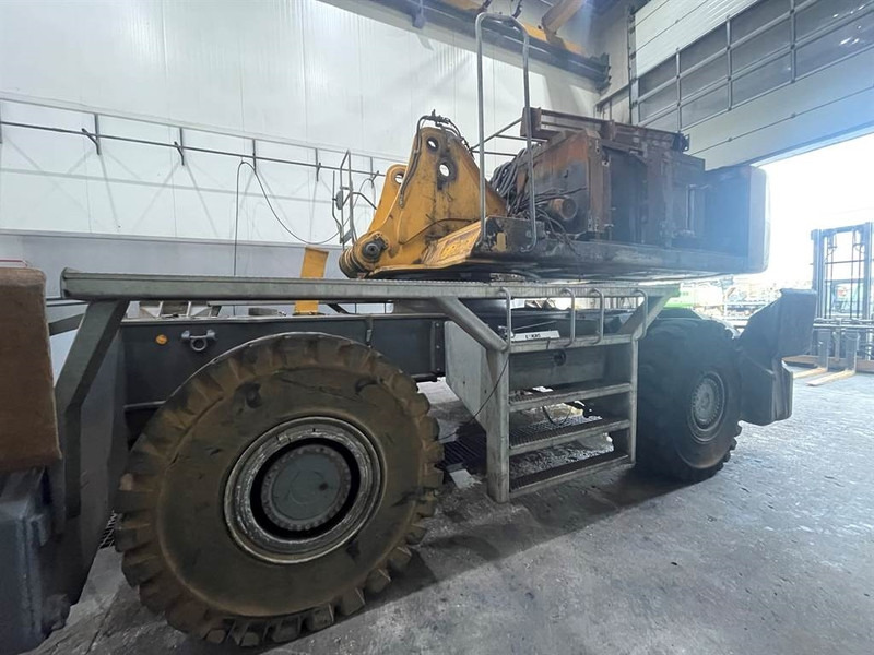 Liebherr LH 80 - (For parts) - Waste/ Industry handler: picture 4 Liebherr LH 80 - (For parts) - Waste/ Industry handler: picture 4