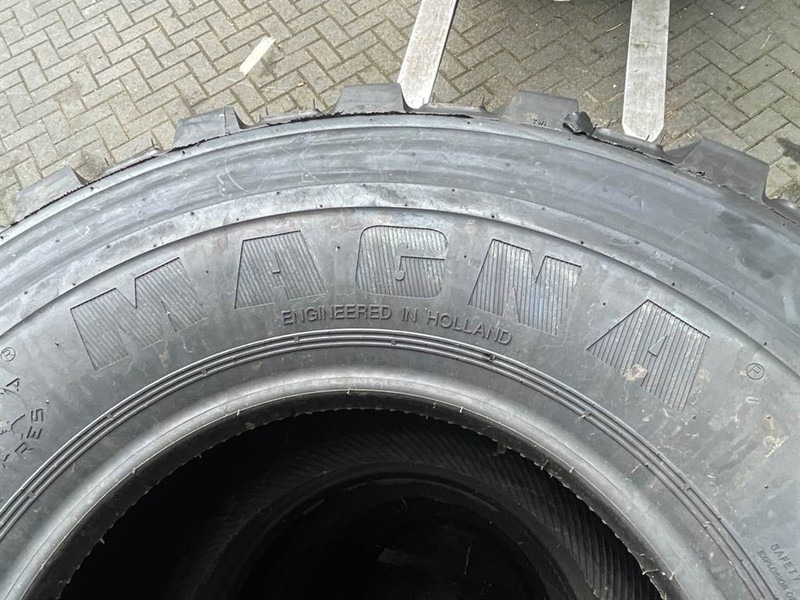 Magna 405/70R18-Tire/Reifen/Band - Wheels and tires for Construction machinery: picture 5 Magna 405/70R18-Tire/Reifen/Band - Wheels and tires for Construction machinery: picture 5