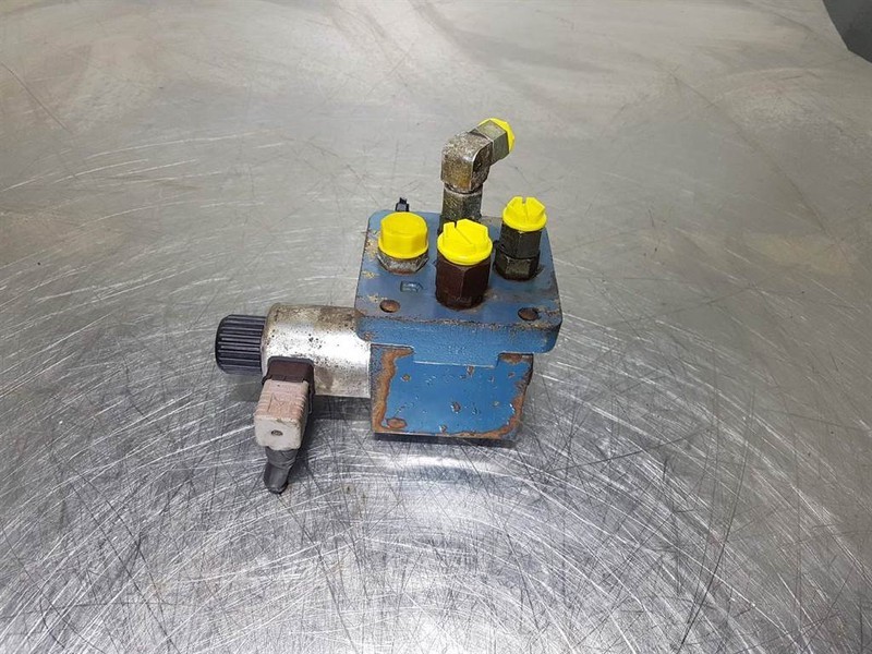 Manitou MT1233ST-Bosch 081WV10P1V1027-Valve/Ventil/Ventiel - Hydraulics: picture 2 Manitou MT1233ST-Bosch 081WV10P1V1027-Valve/Ventil/Ventiel - Hydraulics: picture 2