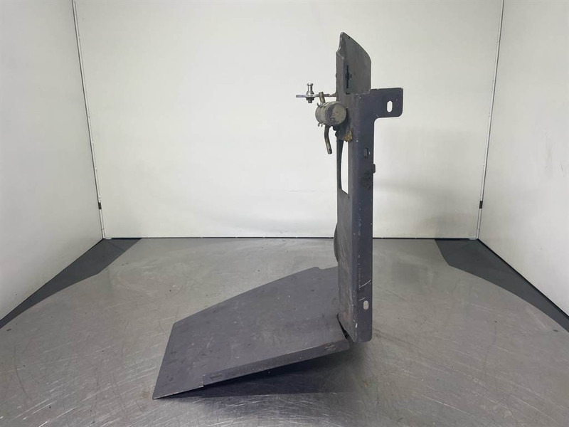 Mecalac 12MTX-3834408 / 3071717-Hood/Haube/Kap - Frame/ Chassis for Construction machinery: picture 1 Mecalac 12MTX-3834408 / 3071717-Hood/Haube/Kap - Frame/ Chassis for Construction machinery: picture 1