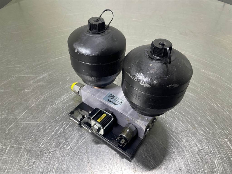 Hydraulics for Construction machinery Mecalac 12MTX-4108214A-Stabilising module: picture 7