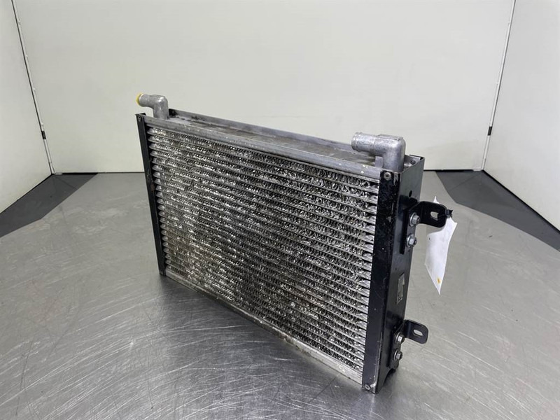 New Holland W110C - Cooler/Kühler/Koeler - Engine for Construction machinery: picture 5 New Holland W110C - Cooler/Kühler/Koeler - Engine for Construction machinery: picture 5